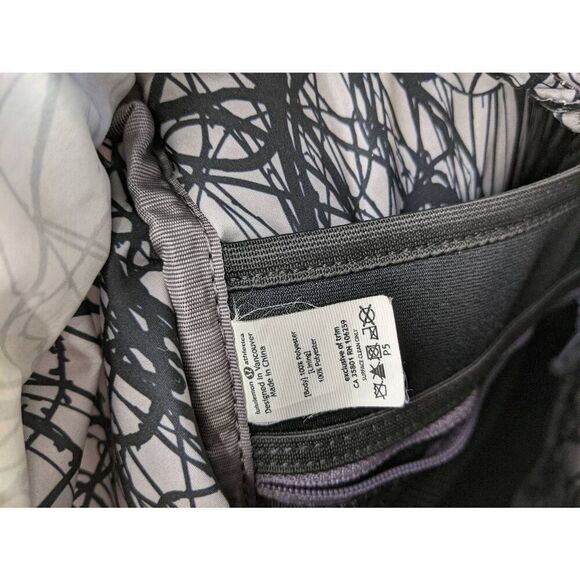 Lululemon Wanderlust Rucksack in Rare Snowy Owl Print Backpack - Picture 15 of 16